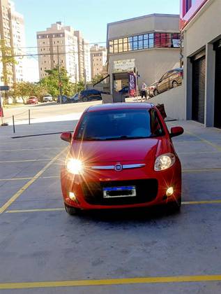 FIAT PALIO 1.4 MPI ATTRACTIVE 8V FLEX 4P MANUAL FIAT PALIO 1.4 MPI ATTRACTIVE 8V FLEX 4P MANUAL